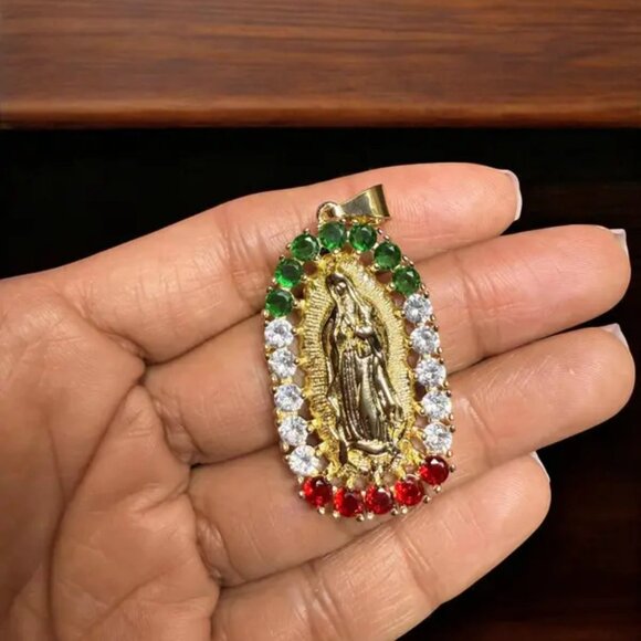 14K Gold Plated Virgin of Guadalupe Pendant Cubic Zirconia Rope Torch Chain - Picture 2 of 4